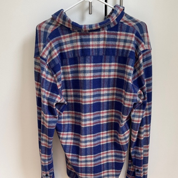 Faherty Navy and Red Plaid Button-Down Shirt - Picture 4 of 4